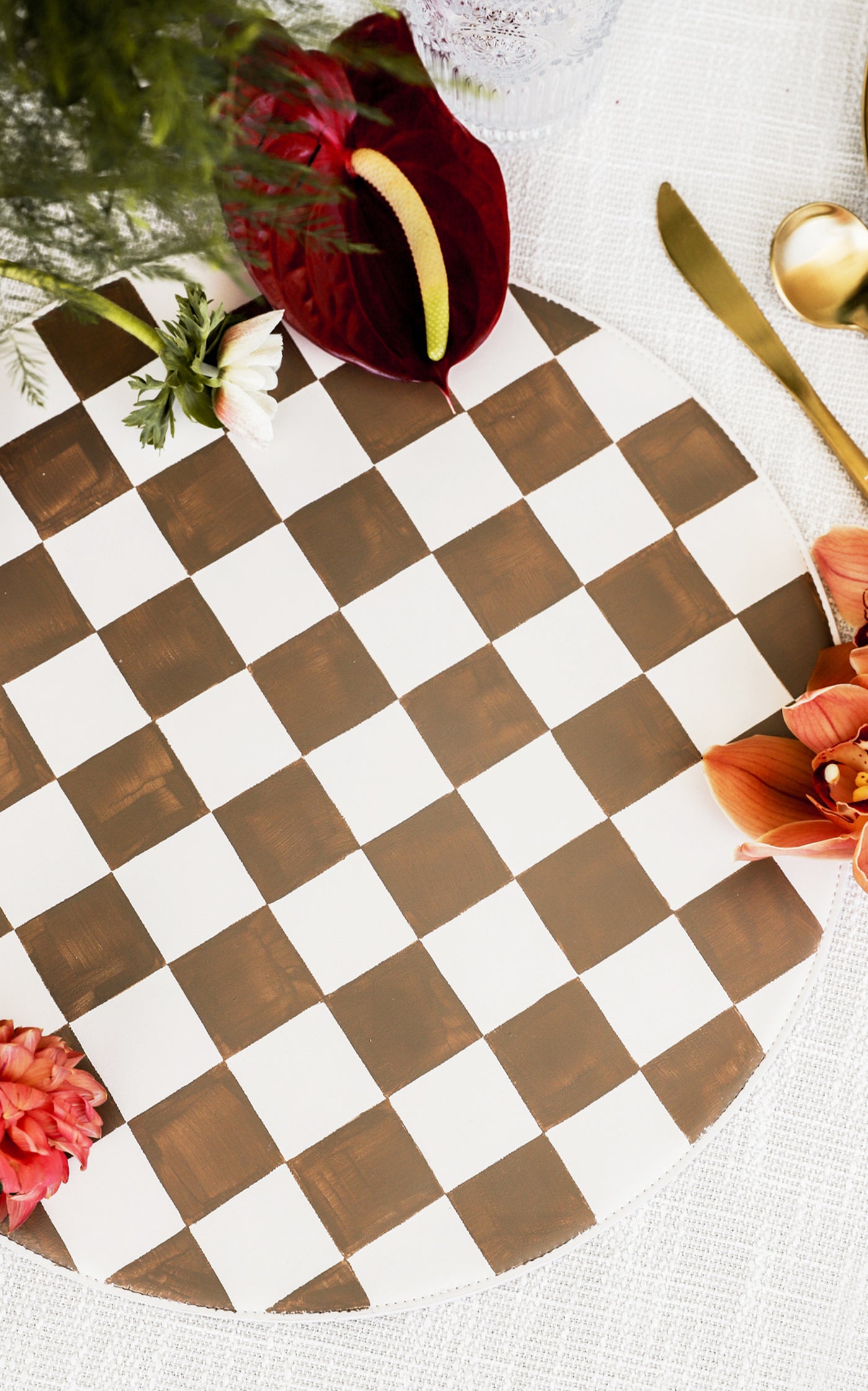 x Lainy Hedaya Holiday Madison Leather Placemat Set