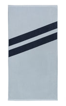 566025