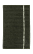 566028