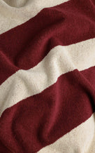 566031