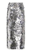 618179