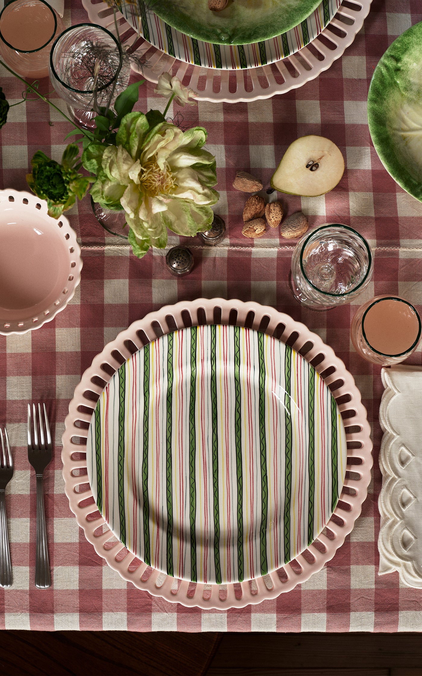Large Cotton-Gingham Tablecloth