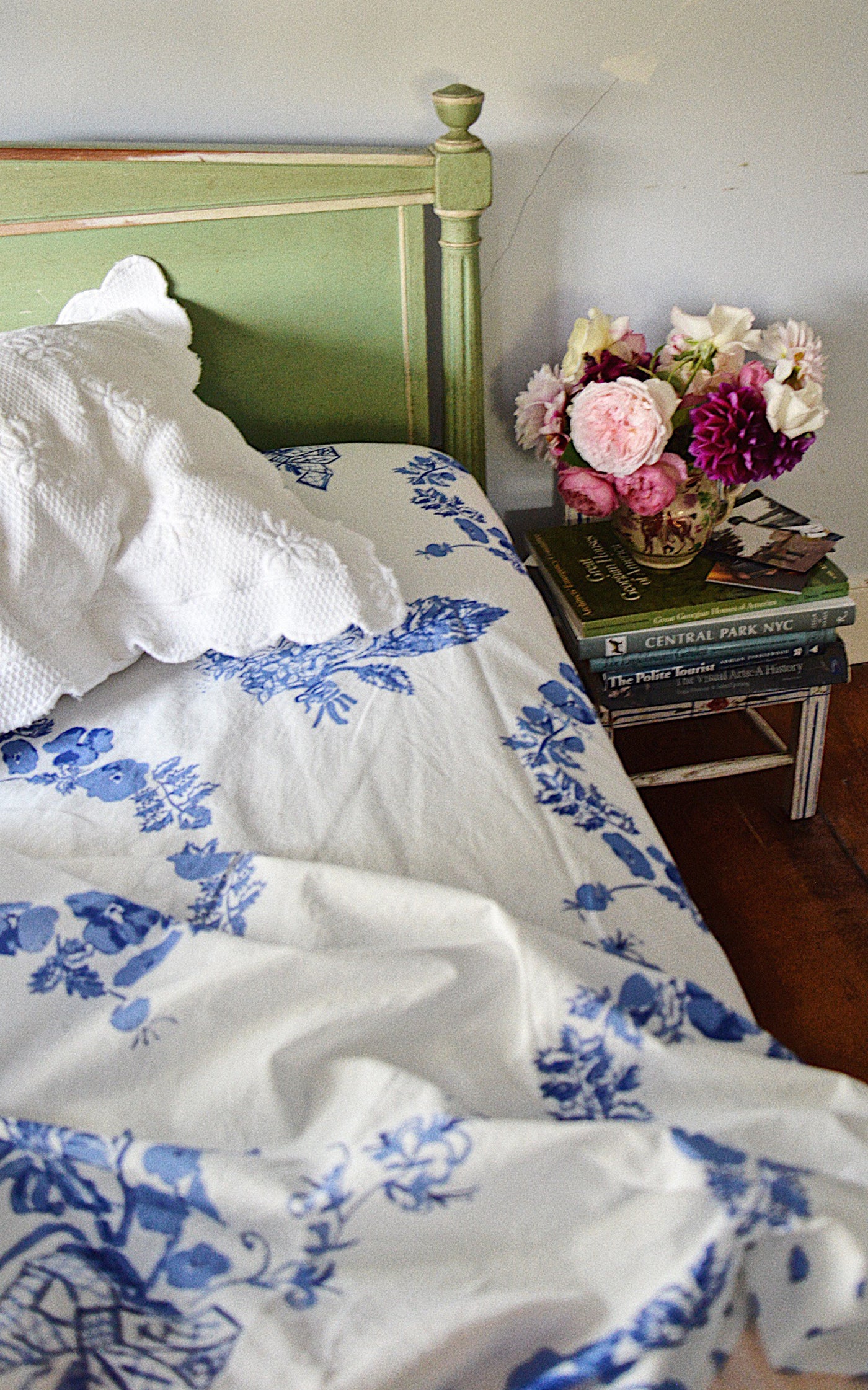 Queen Bridge Street-Printed Cotton Sheet Set