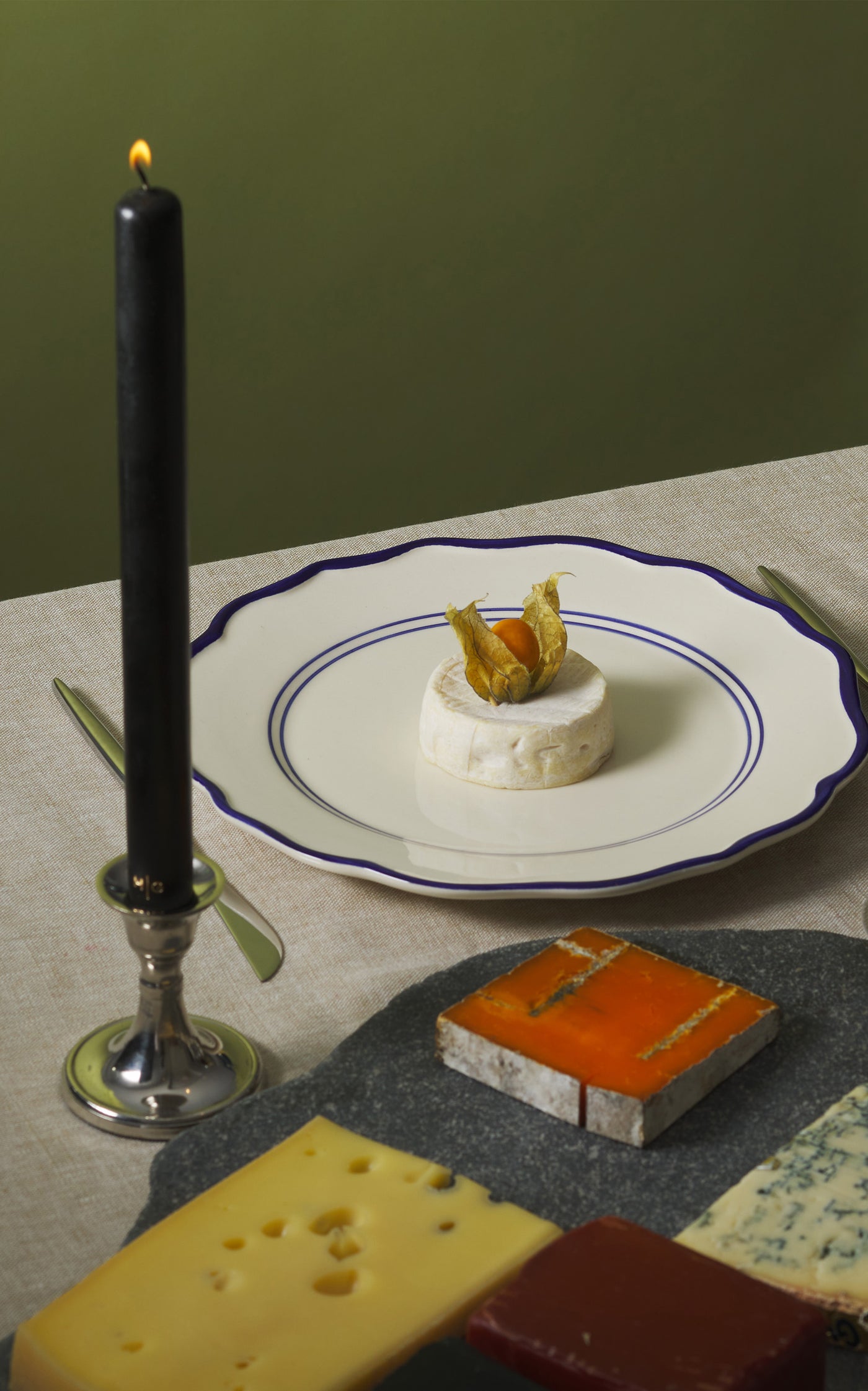 Jane Hand-Painted Ceramic Dinner Plate