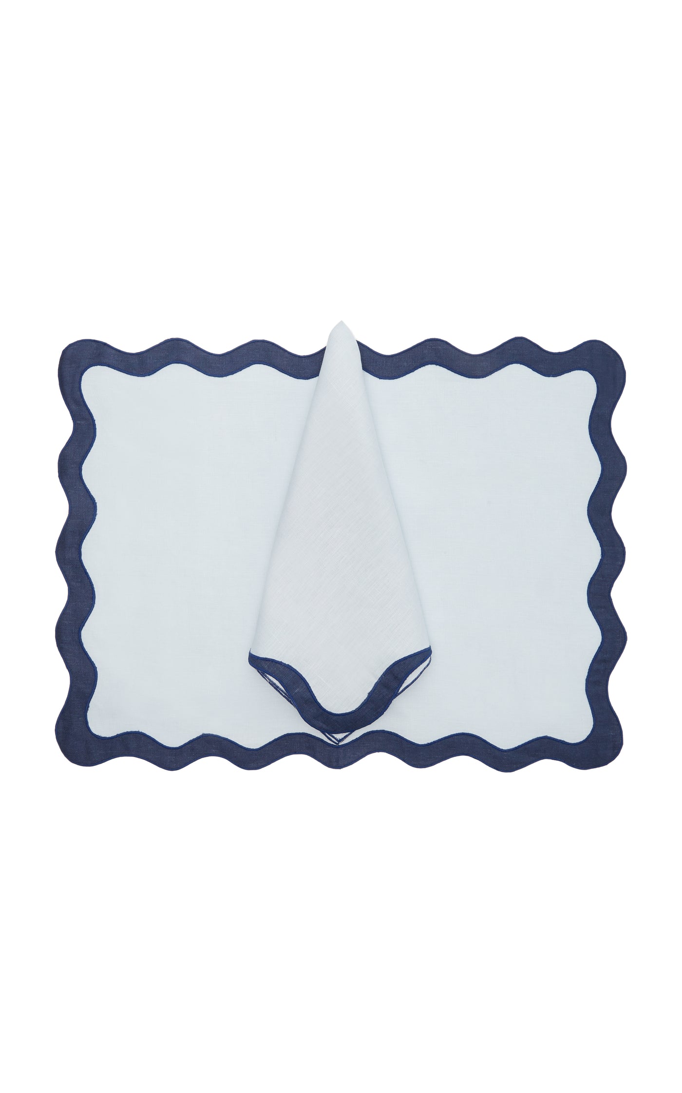 Scalloped Linen Placemat and Napkin Set
