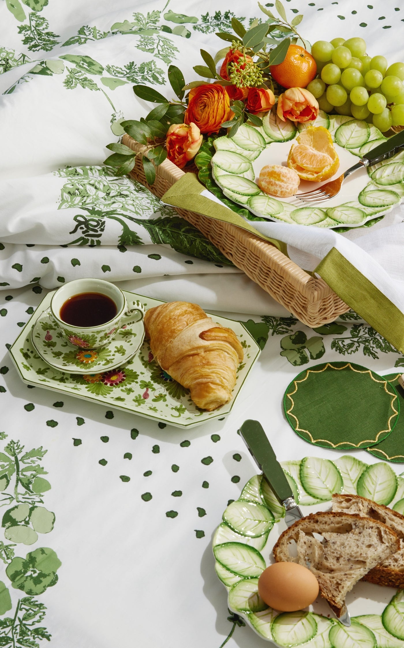 Fiorito by MODA DOMUS, Set-Of-Four Hand-painted Ceramic Teacup and Saucer