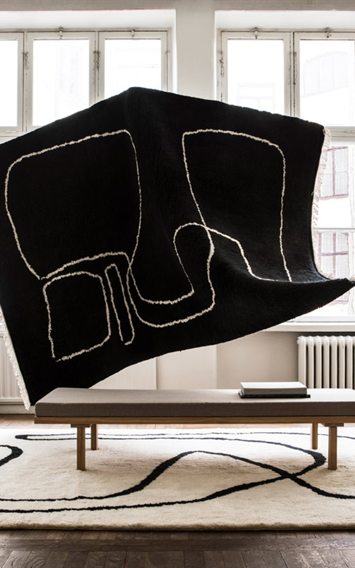 Connection Shaggy Area Rug, Size 6' X 9'