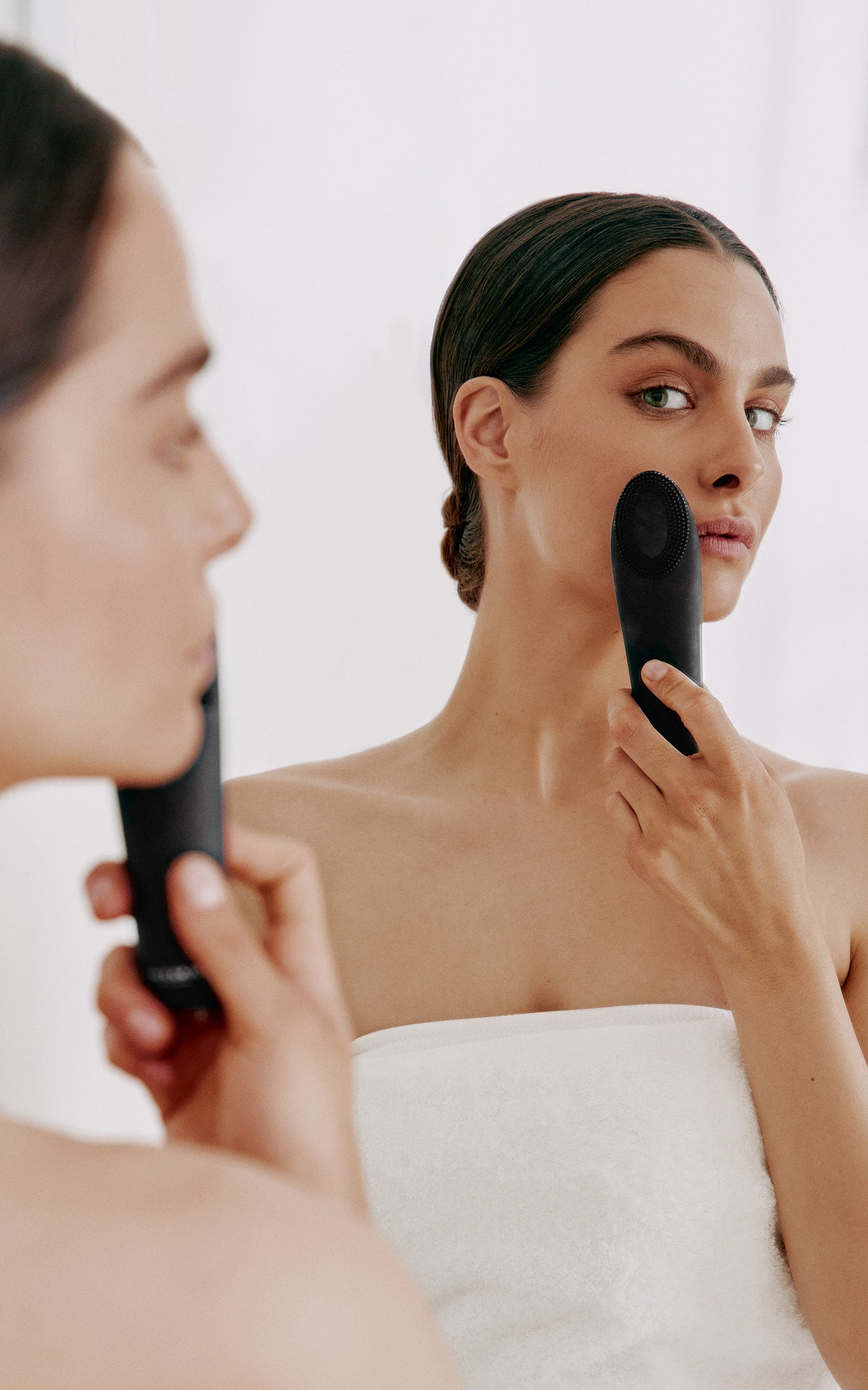 UnicThermo-Sonic 2.0 Thermo Smart Facial Brush